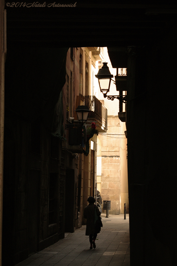 Image de photographie "Barcelone Vieille Ville" de Natali Antonovich | Photostock.