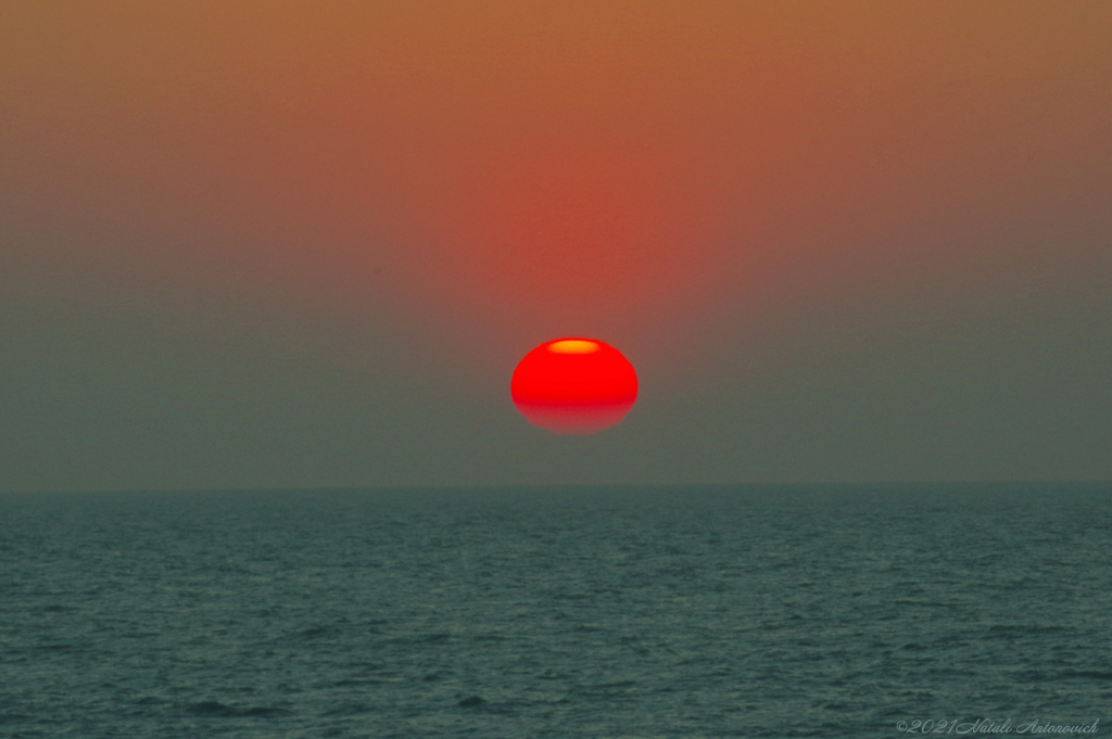 Album "Belgian coast" | Fotografie afbeelding "Celestial mood" door Natali Antonovich in Archief/Foto Voorraad.