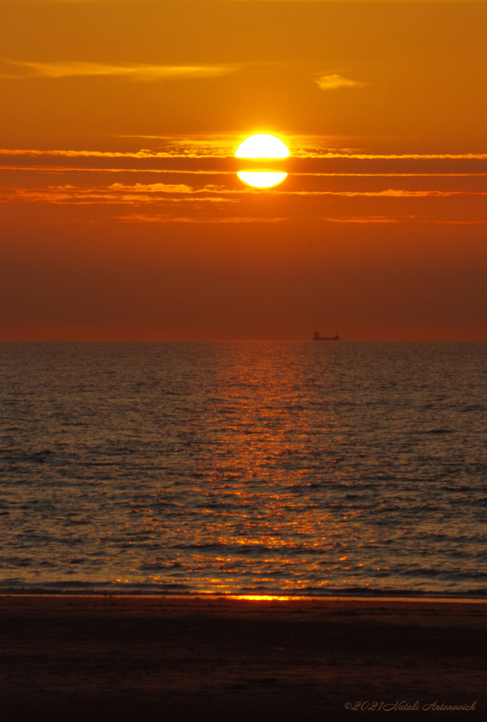 Album  "Belgian coast" | Photography image "Water Gravitation" by Natali Antonovich in Photostock.