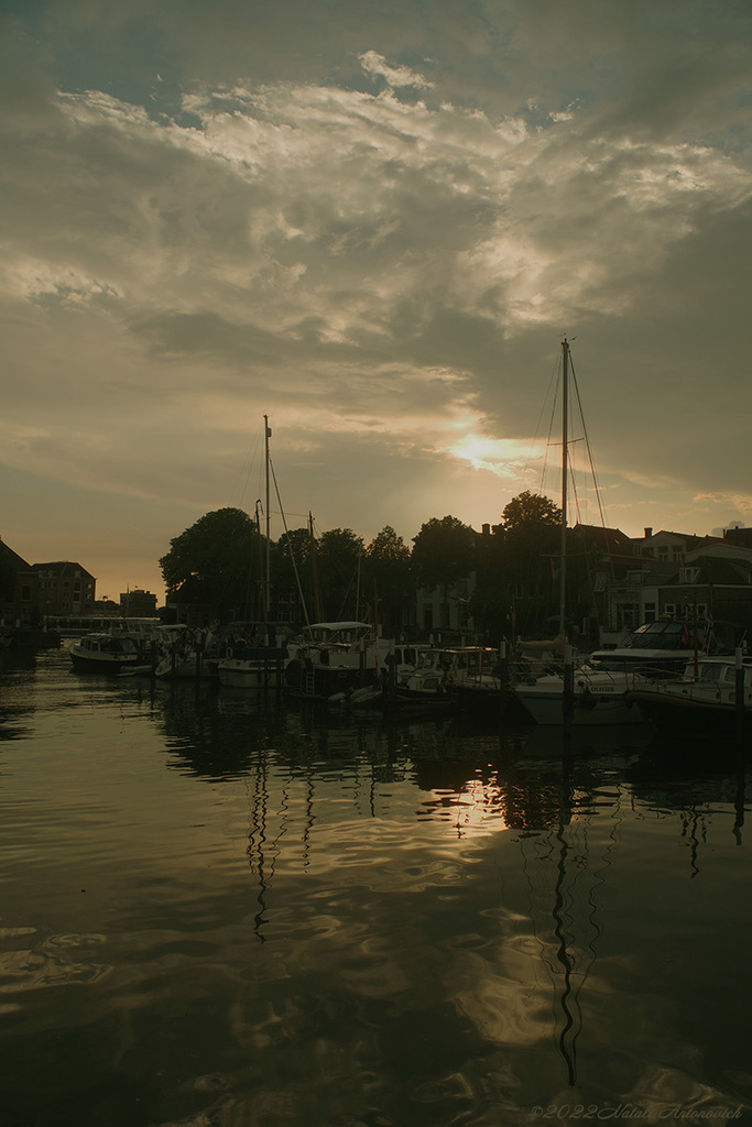 Fotografie afbeelding "Dordrecht" door Natali Antonovich | Archief/Foto Voorraad.