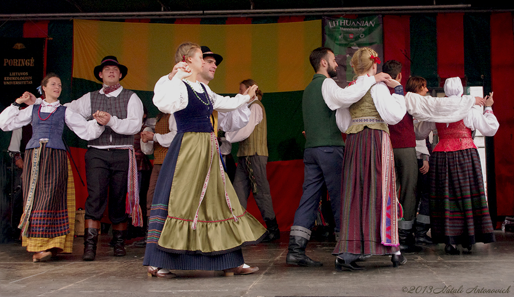 Альбом "Poringe" | Фотография "Dance" от Натали Антонович в Архиве/Банке Фотографий