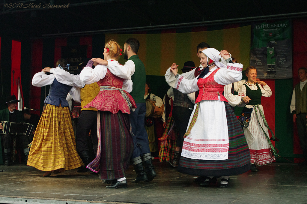 Альбом "Poringe" | Фотография "Dance" от Натали Антонович в Архиве/Банке Фотографий