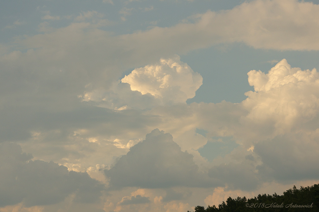 Album "Sky" | Fotografiebild "Parallelen" von Natali Antonovich im Sammlung/Foto Lager.