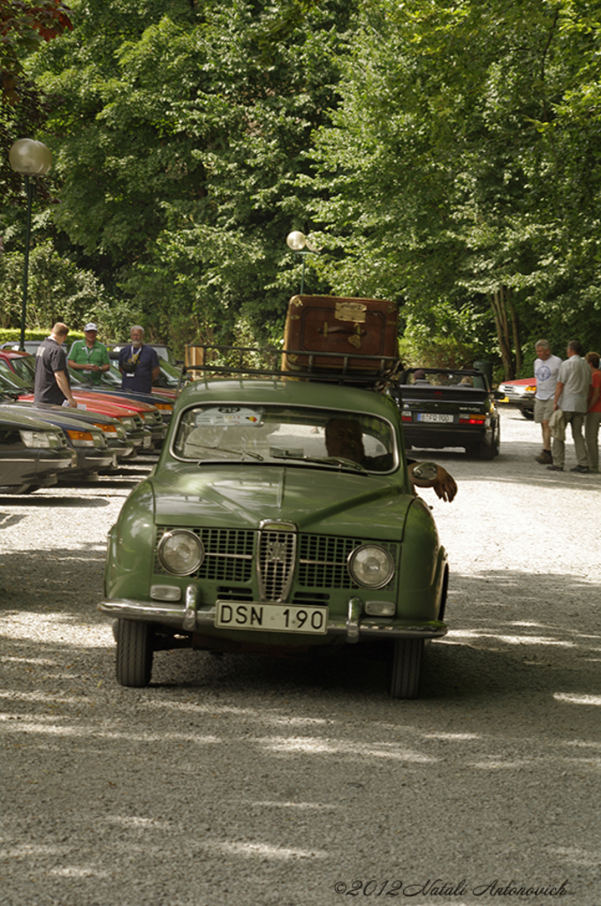 Album "Afbeelding zonder titel" | Fotografie afbeelding "Wagens" door Natali Antonovich in Archief/Foto Voorraad.