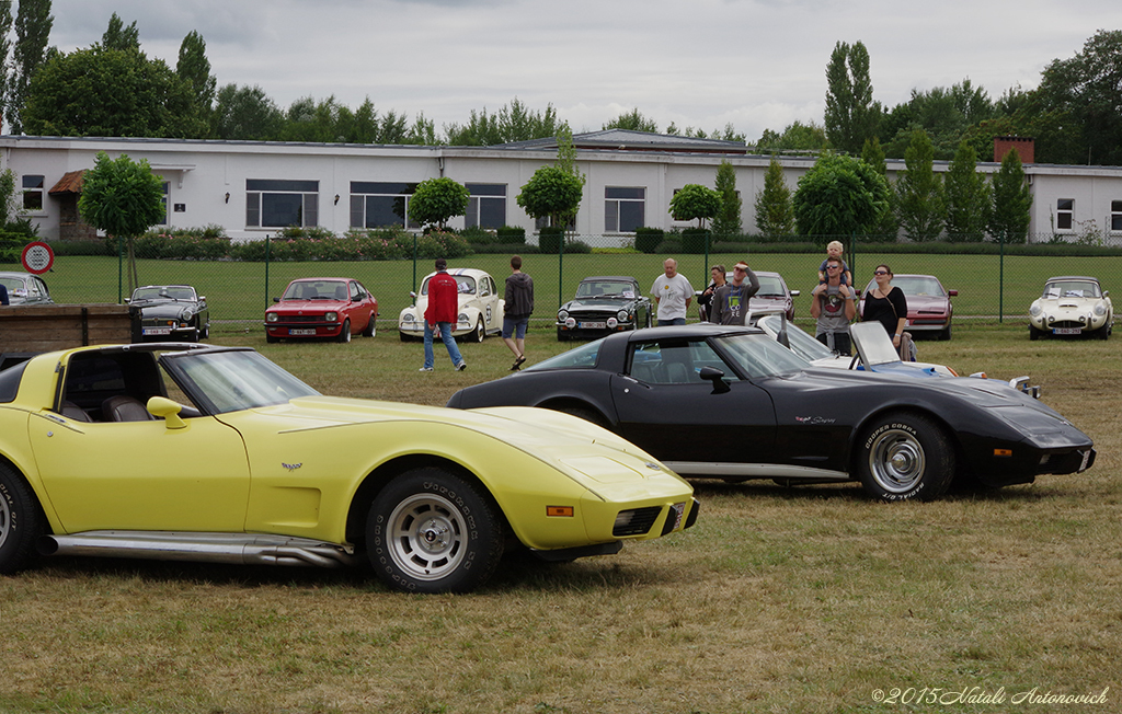 Album "Afbeelding zonder titel" | Fotografie afbeelding "Wagens" door Natali Antonovich in Archief/Foto Voorraad.