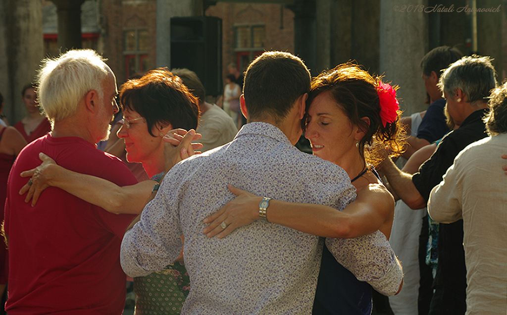 Album "Afbeelding zonder titel" | Fotografie afbeelding "Dance" door Natali Antonovich in Archief/Foto Voorraad.