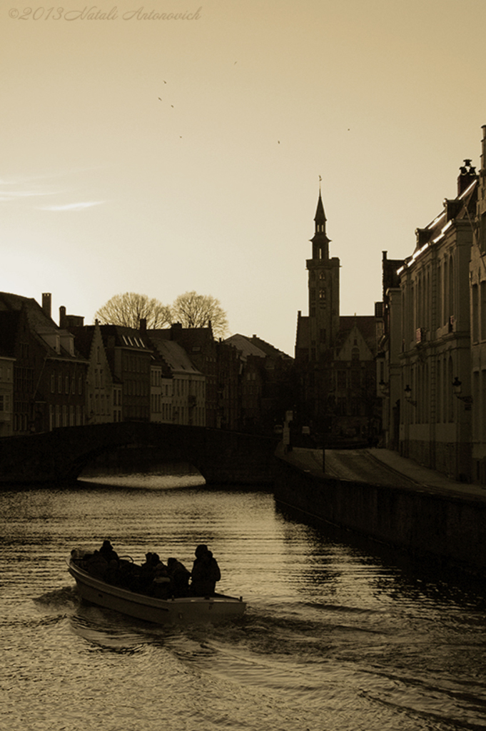 Album "Afbeelding zonder titel" | Fotografie afbeelding " Brugge" door Natali Antonovich in Archief/Foto Voorraad.