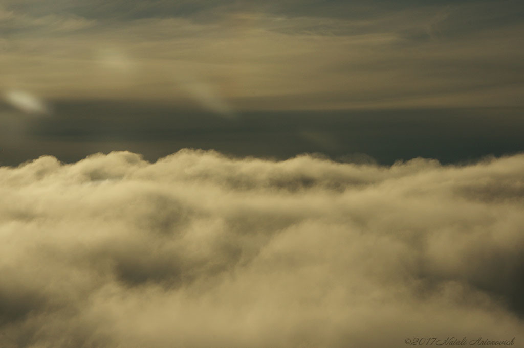 Album "Bild ohne Titel" | Fotografiebild "Celestial mood" von Natali Antonovich im Sammlung/Foto Lager.