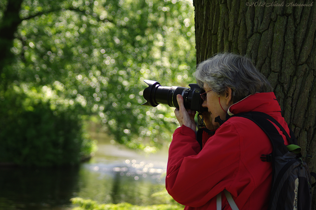 Album "Image sans titre" | Image de photographie "Magicien, Ami - Caméra" de Natali Antonovich en photostock.